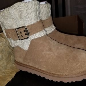 Ugg size 7 cassidee chesnut